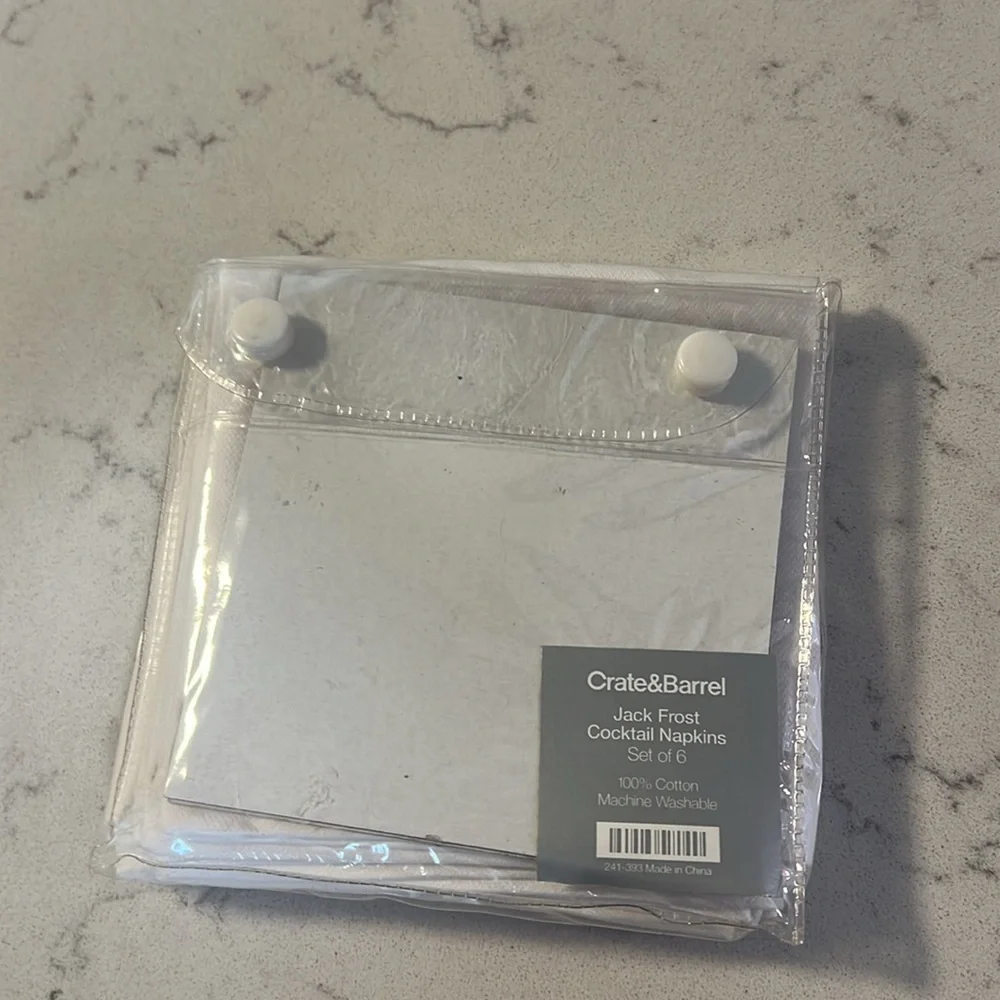 Crate & Barrel Jack Frost Napkins set of 6 NEW